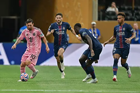 رباعية الشوط الأول وكارثة ميسي وإنجاز حكيمي.. حقائق من مباراة باريس وإنتر ميامي